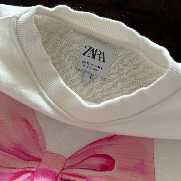 Zara Cream Top with Pink Bow Design - Picture 3 of 3